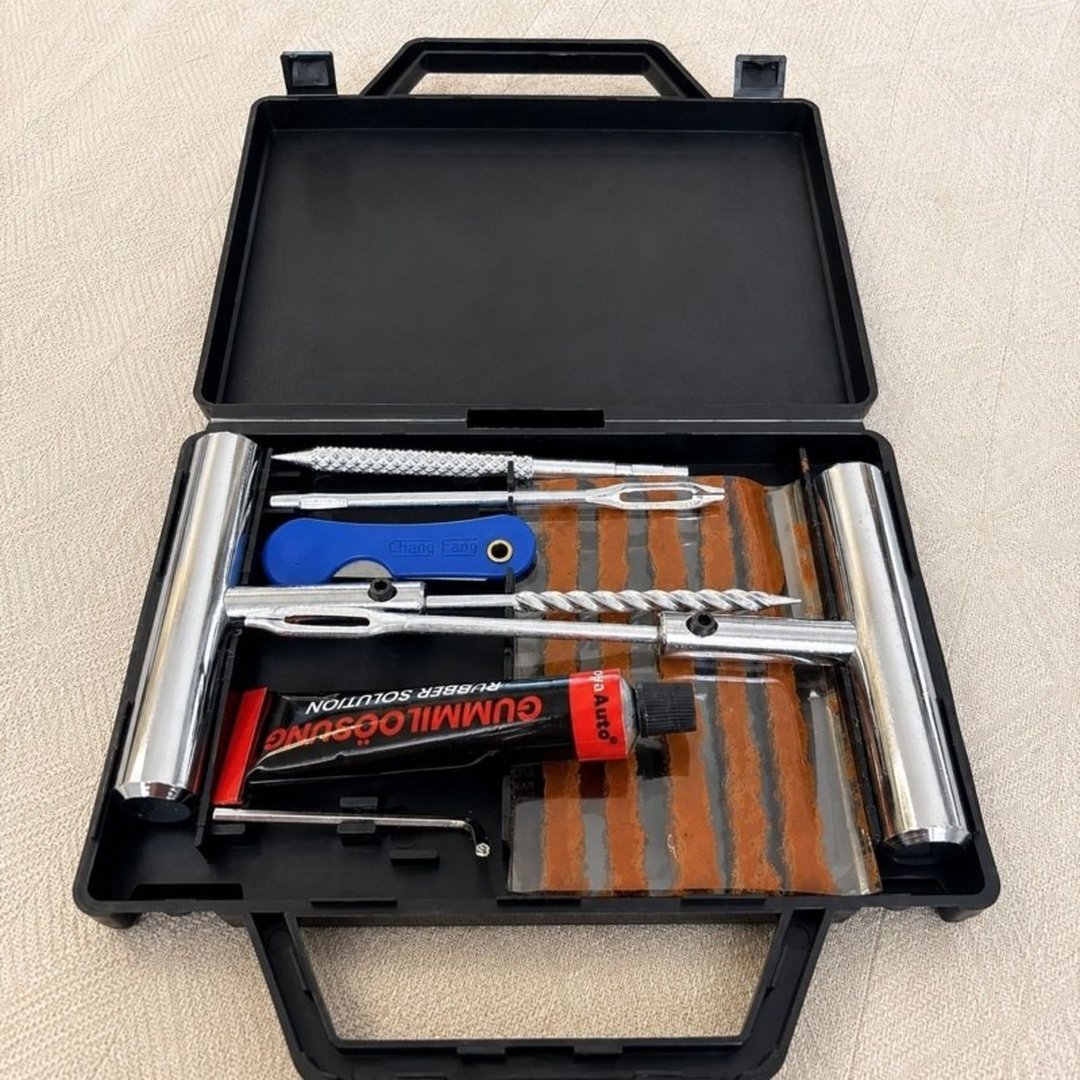 Kit Remendo Metal Reparo Macarrão Pneu Carro Moto Com Maleta